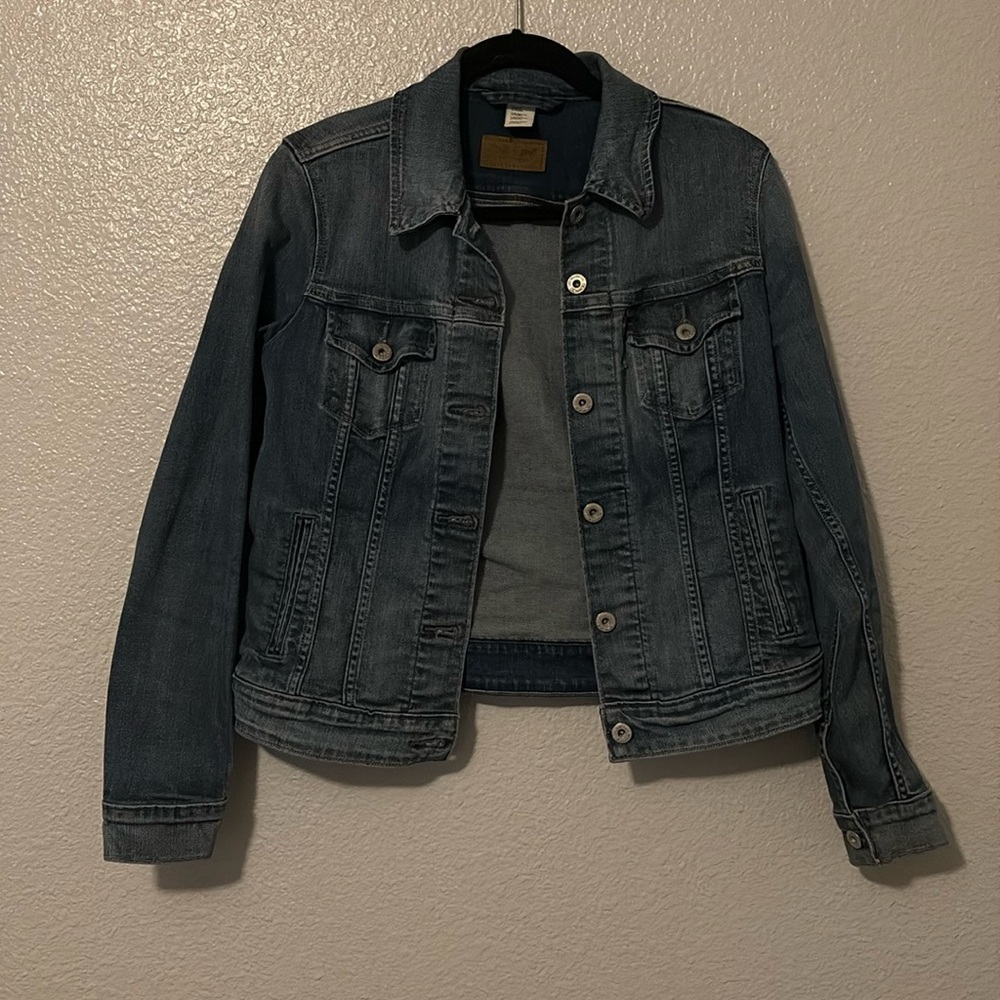 Levi’s denim jacket